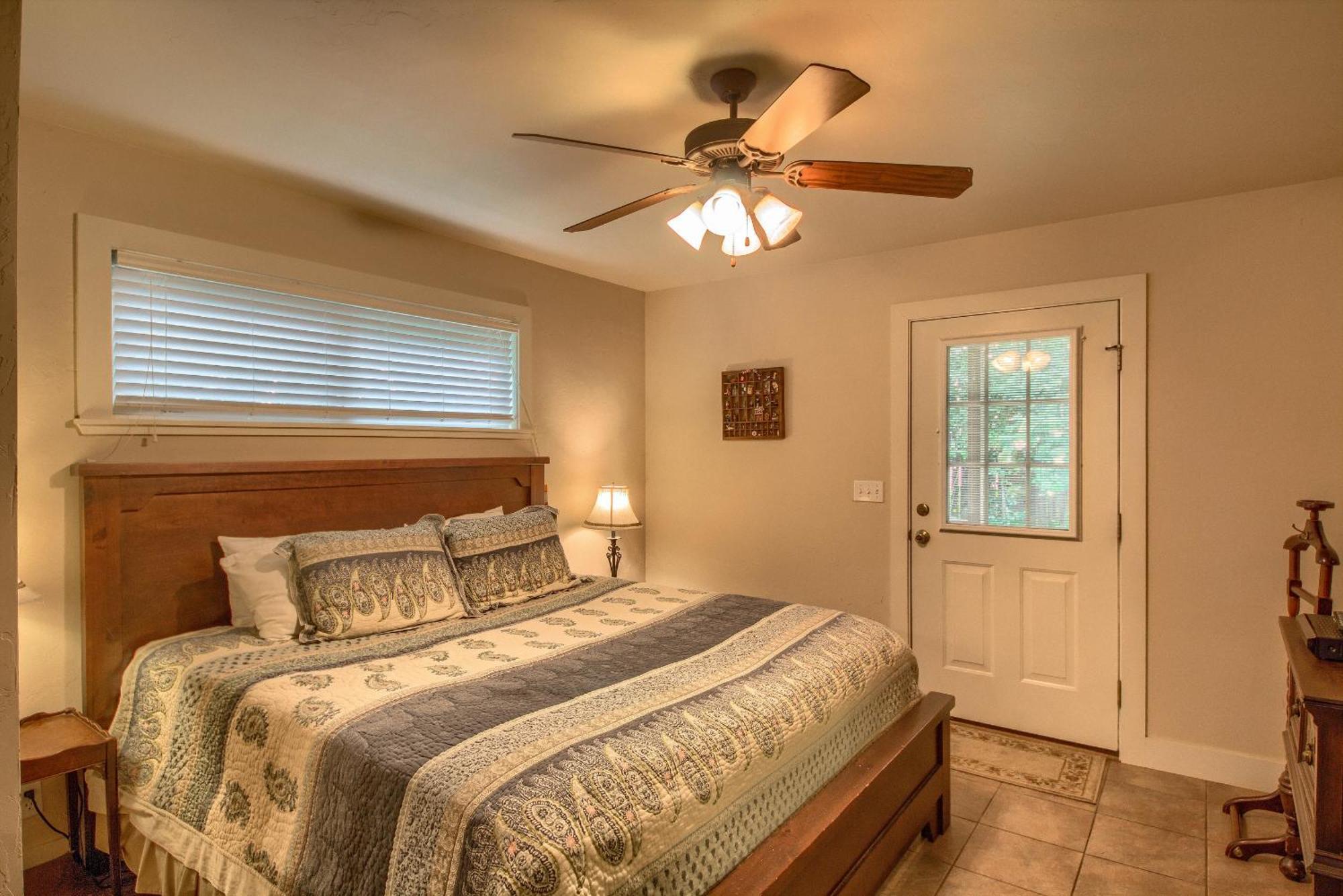 Annettes Cottage A Fredericksburg Esterno foto