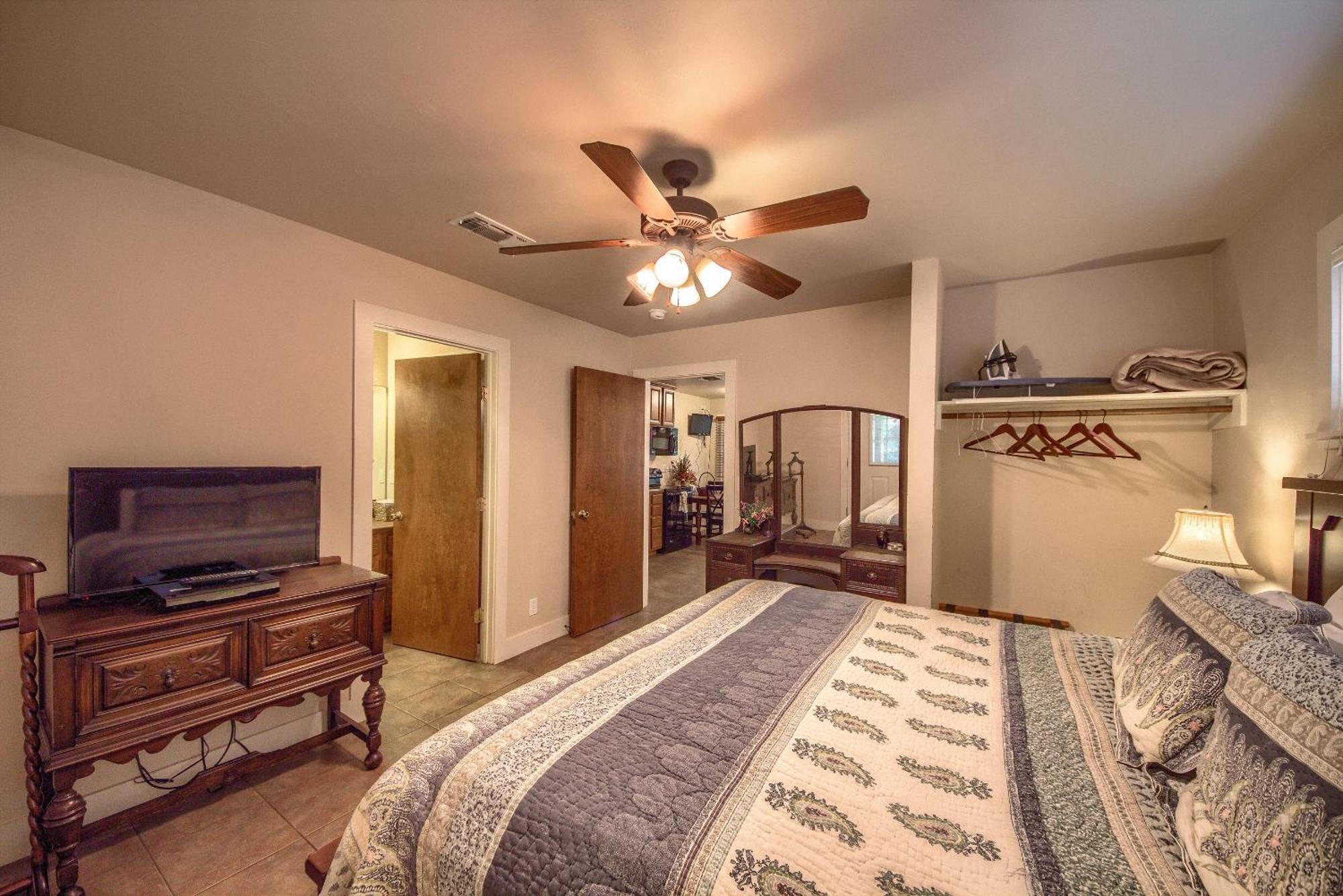 Annettes Cottage A Fredericksburg Esterno foto
